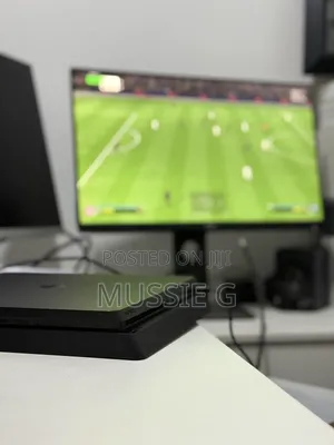 Playstation 4 Slim