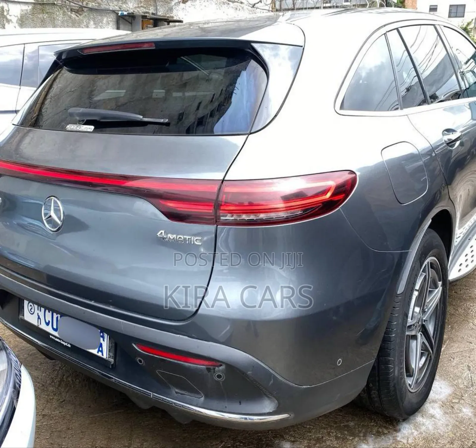 Mercedes-Benz EQC EQC400 4MATIC 2023 Gray