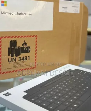 New Laptop Microsoft Surface Pro 16GB Apple M4 Pro SSD 512GB