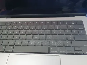 New Laptop Apple MacBook Pro 2021 M1 32GB Apple M1 SSD 2T