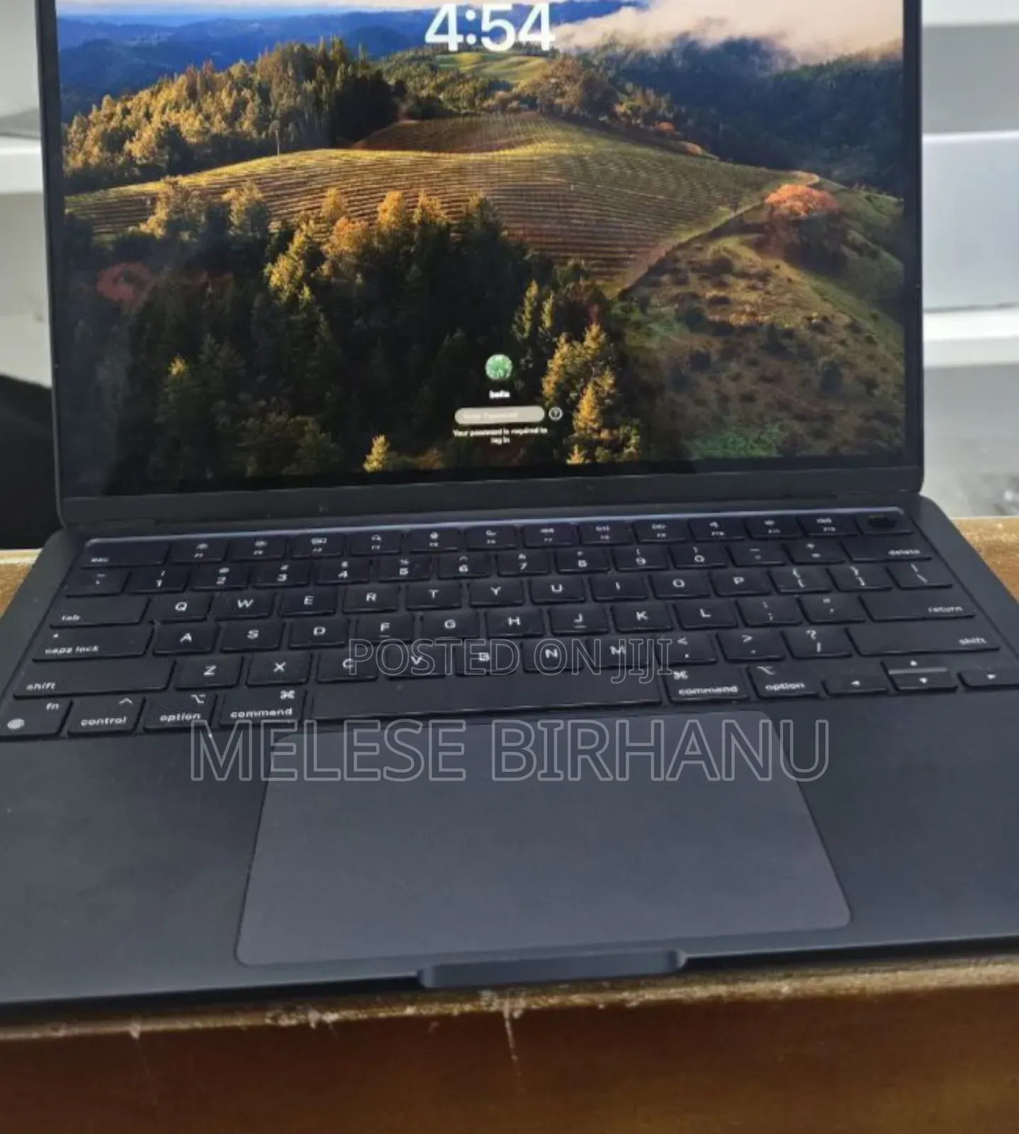 New Laptop Apple MacBook Air 2022 M2 8GB Apple M2 SSD 256GB