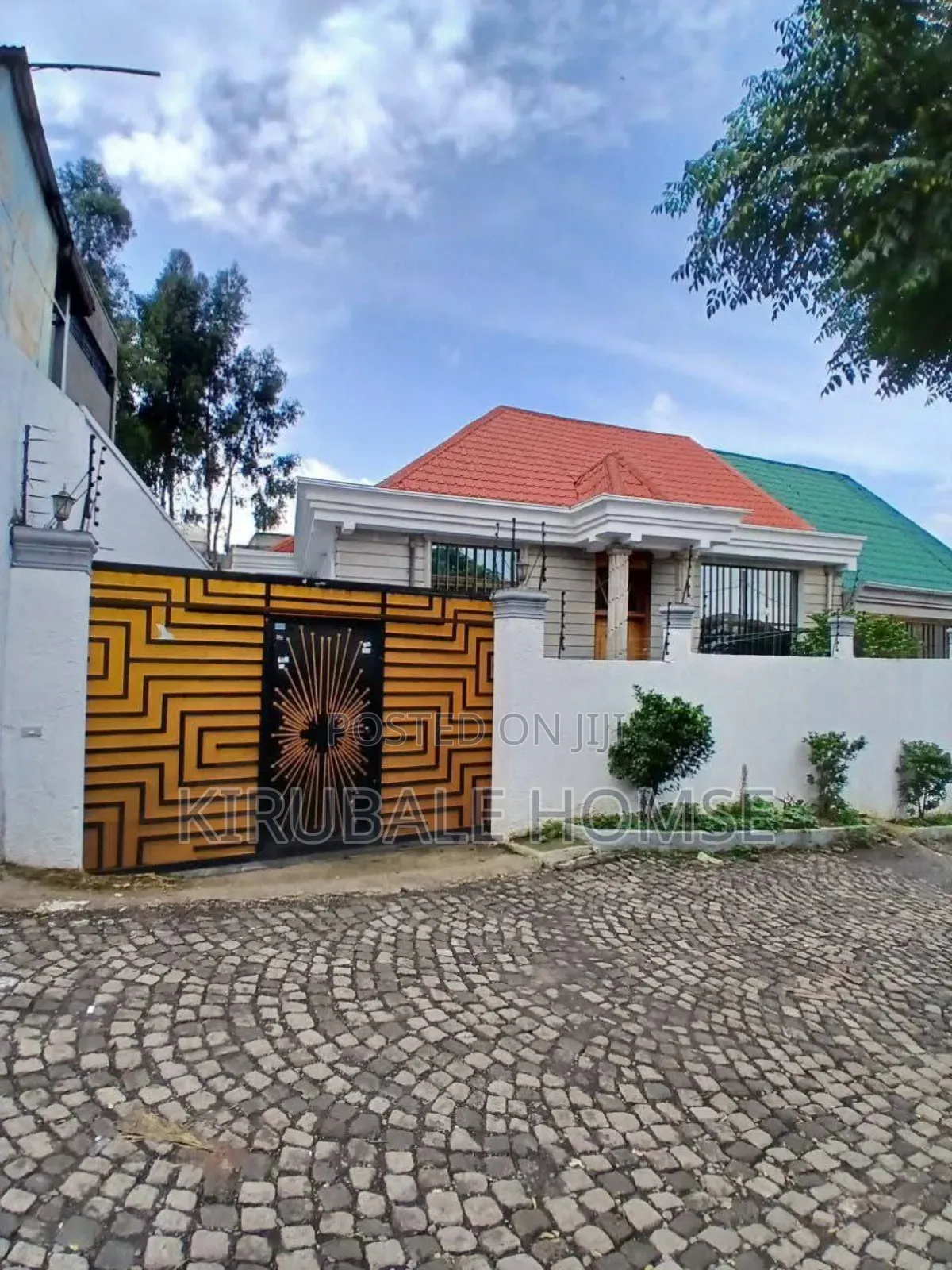 5bdrm Villa in Figa, Bole for sale