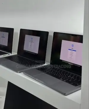 New Laptop Apple MacBook Pro 2021 M1 16GB Apple M1 Pro SSD 1T