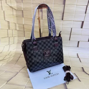 Louis Vuitton ( Lv) New Look Ladies Sling Bag