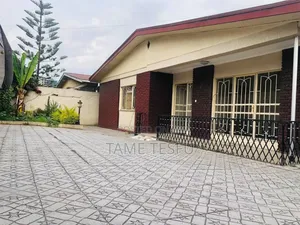 Furnished 4bdrm Villa in Hayat Compound, Bole for sale