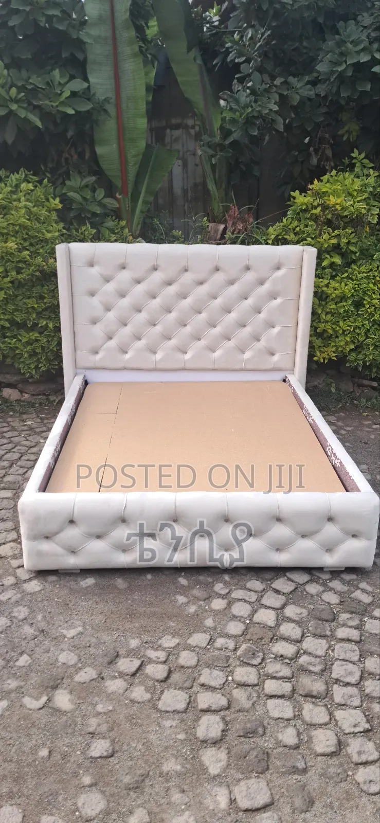 Amini Luxury Beds