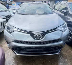 Toyota RAV4 2016 Silver