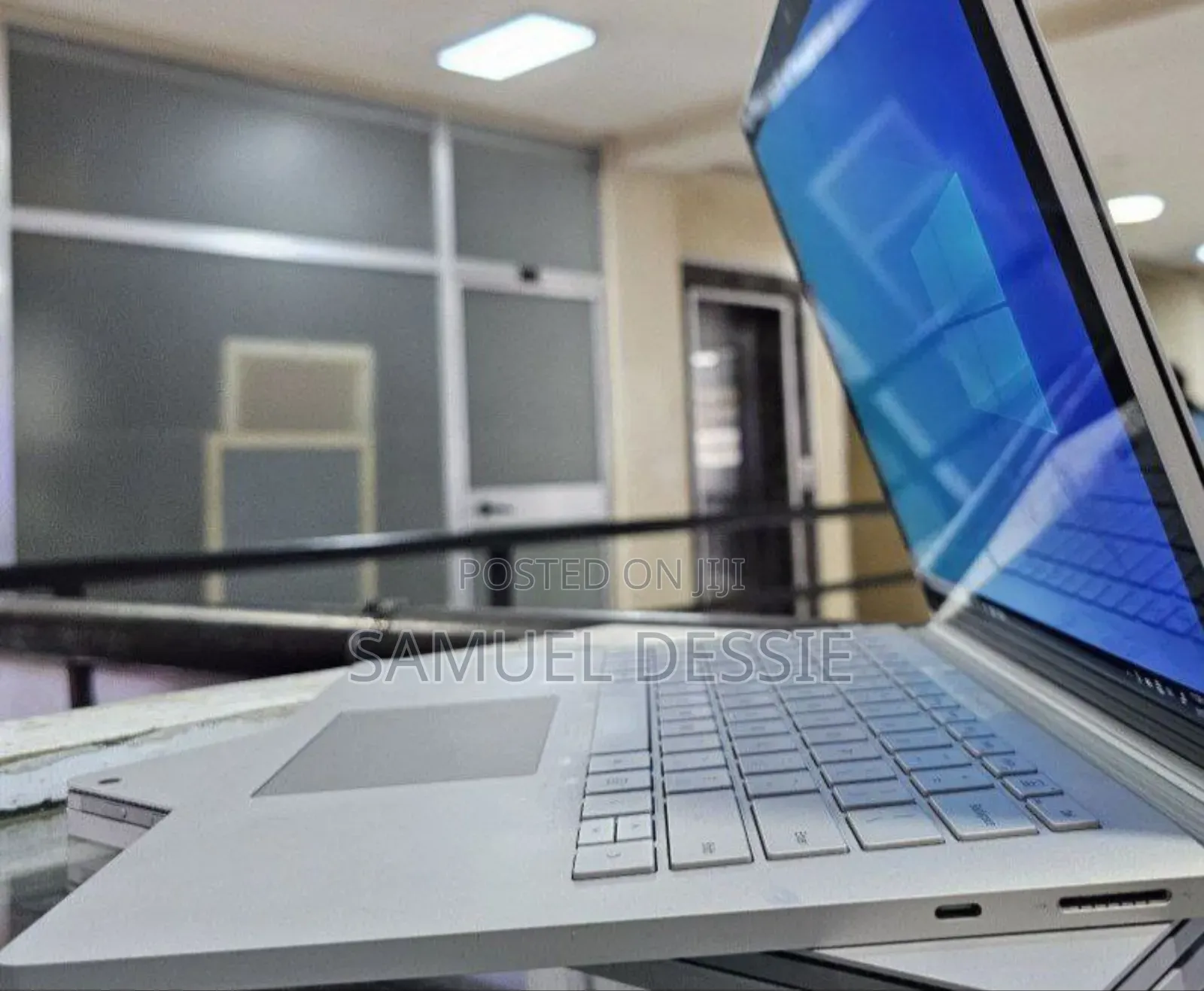 New Laptop Microsoft Surface Book 3 16GB Intel Core I7 SSD 256GB