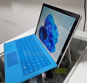 New Laptop Microsoft Surface Pro 7 8GB Intel Core I5 SSD 128GB