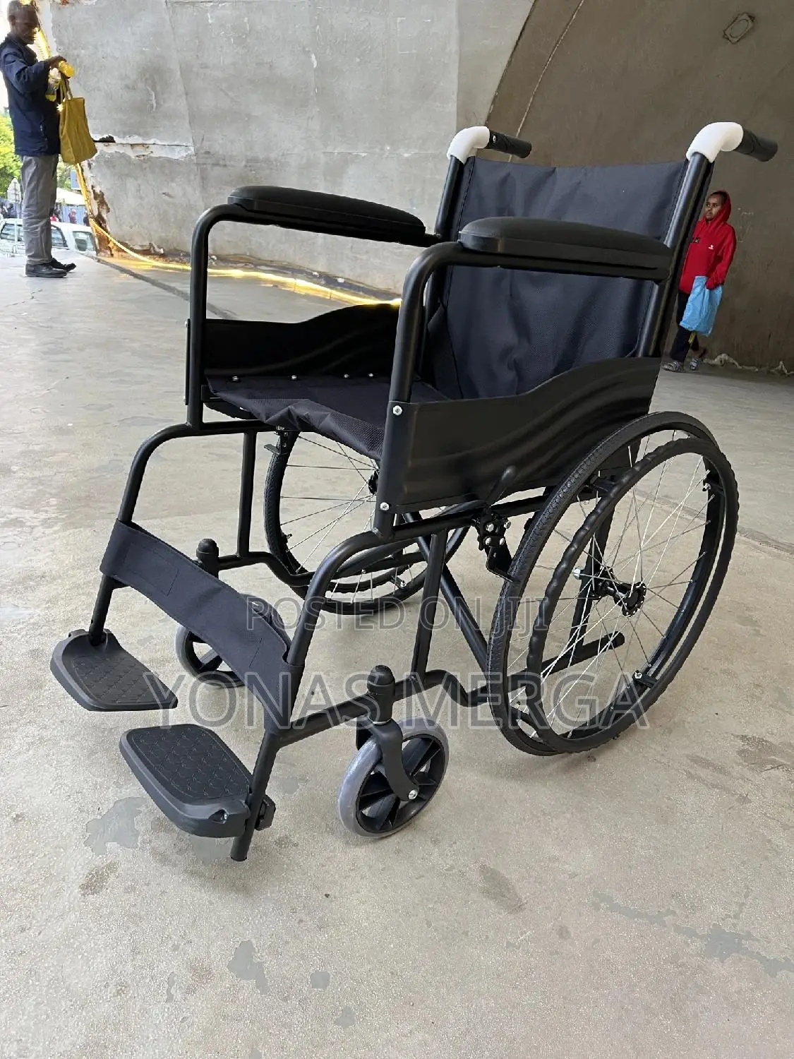 New Wheelchair, Suitable for Both Indoor and Outdoor Use.