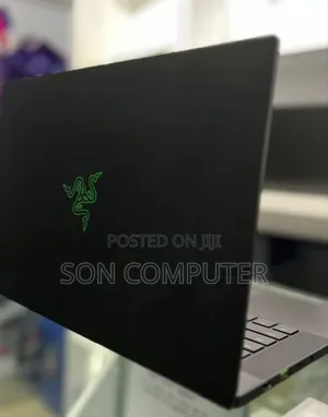 New Laptop Razer Blade 16GB AMD Ryzen 9 SSD 1T