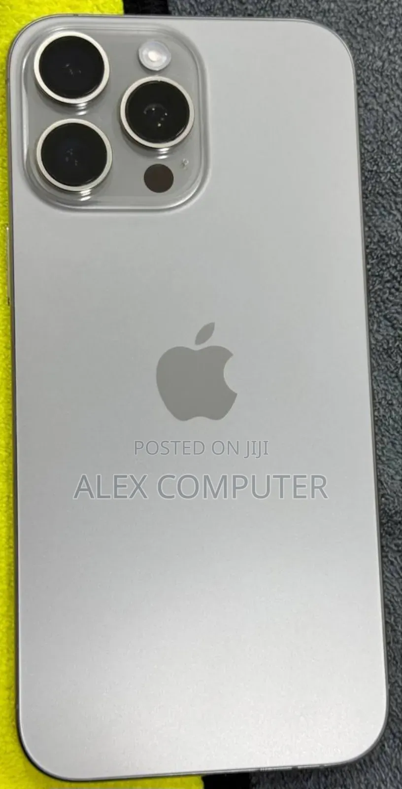 New Apple iPhone 16 Pro Max 256 GB Silver