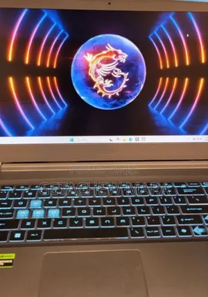 New Laptop Apple MacBook Pro M1 16GB Intel Core I5 SSD 512GB