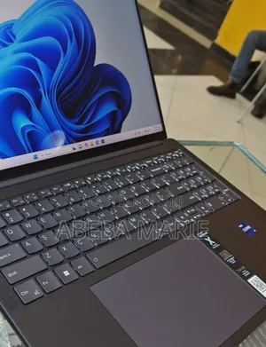 New Laptop Lenovo Yoga 9i 32GB Intel Core I9 SSD 1T