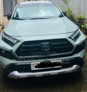 Toyota RAV4 2023 Green