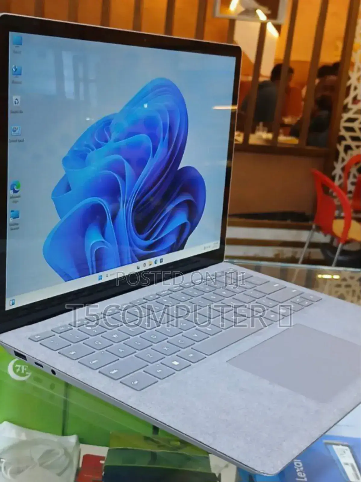 New Laptop Microsoft Surface Book 3 16GB Intel Core I7 SSD 256GB