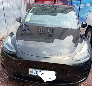 Tesla Model Y 2022 Black