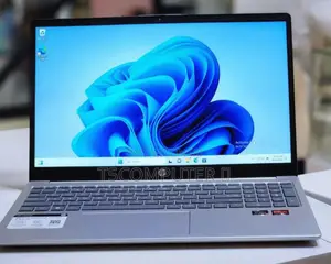 New Laptop HP Stream Notebook 8GB AMD Ryzen 5 SSD 512GB