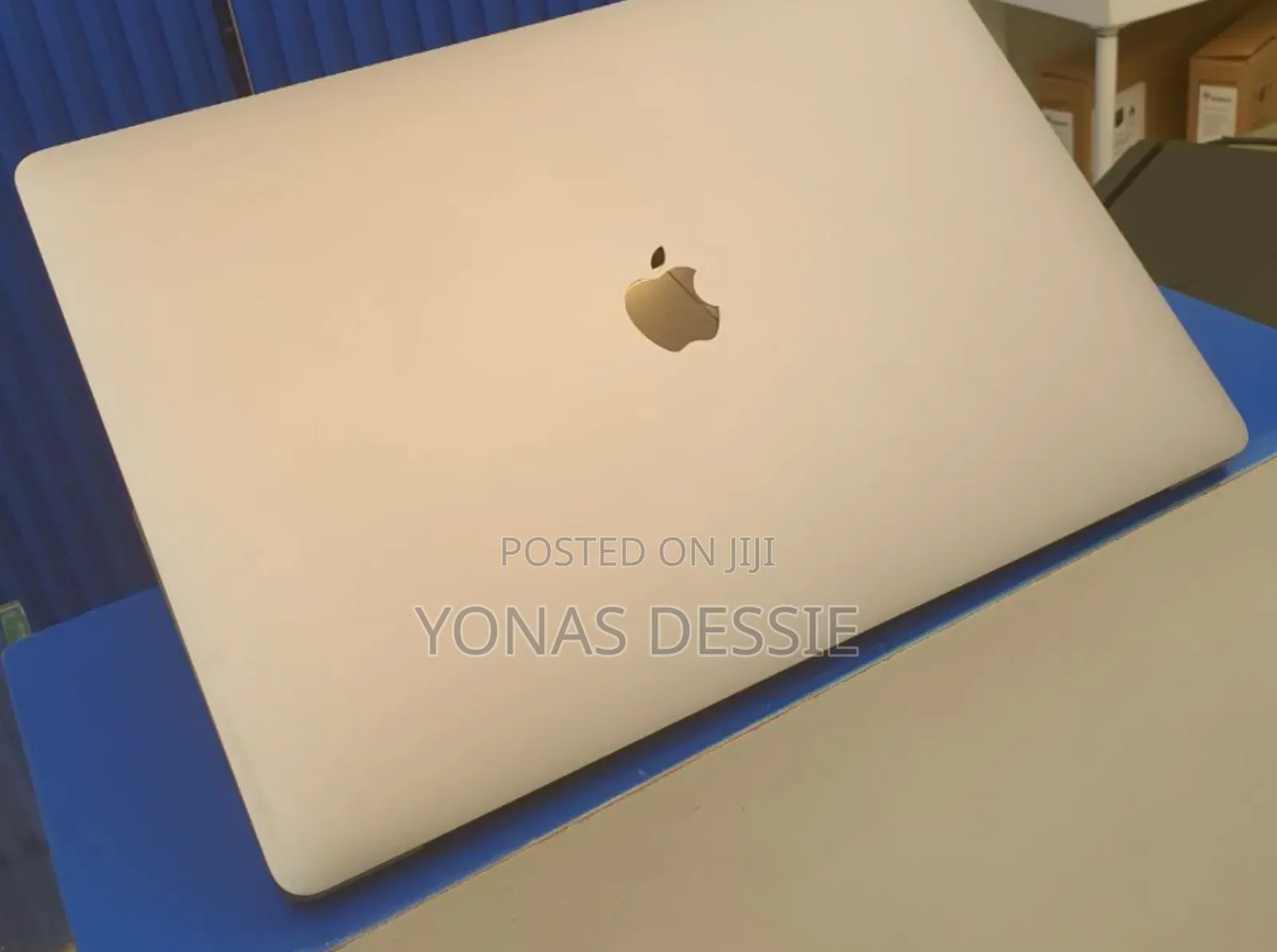 New Laptop Apple MacBook Pro 2019 64GB Intel Core i9 SSD 512GB