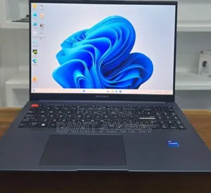 New Laptop Asus VivoBook 15 X505BA 16GB Intel Core I7 SSD 512GB