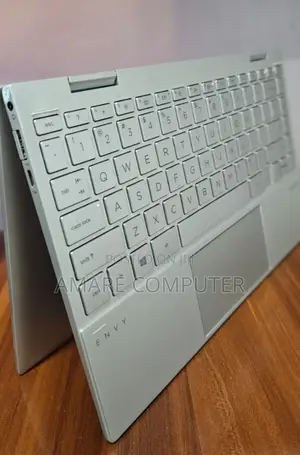 New Laptop HP Envy X360 8GB Intel Core I7 SSD 512GB