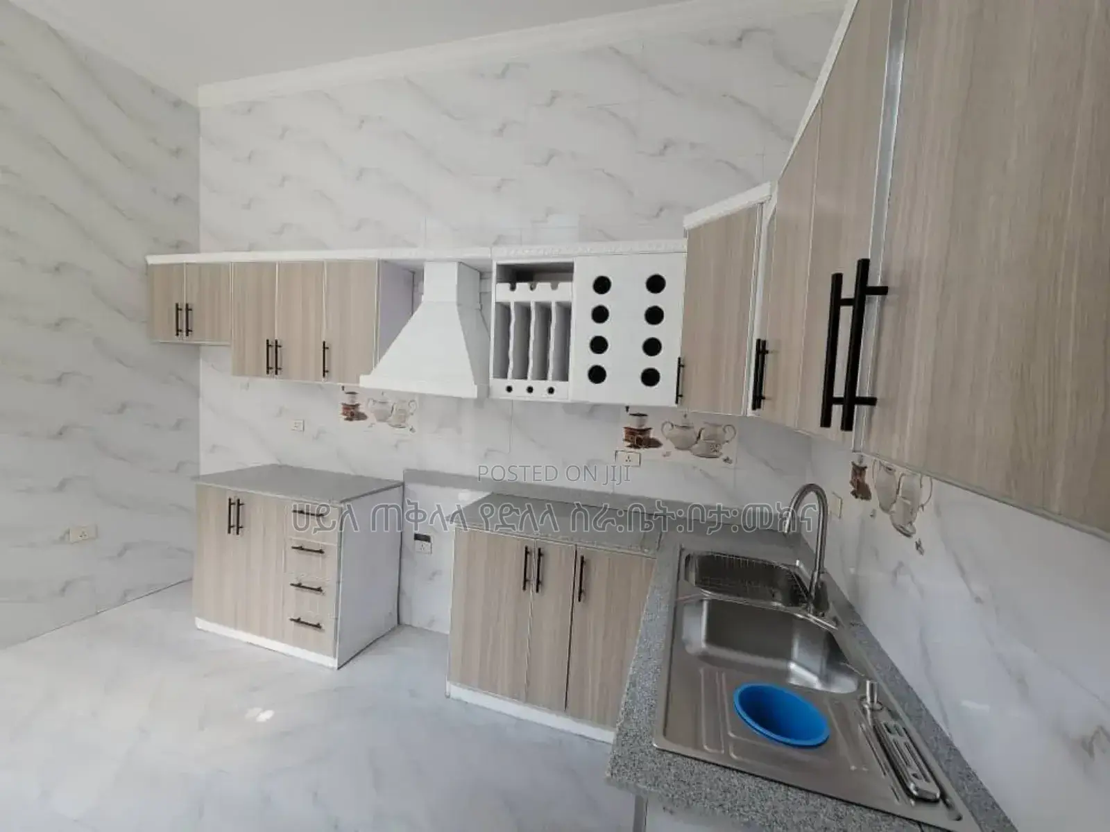 Furnished 3bdrm Villa in አድስ አበባ ሠምት አካባቢ, Bole for sale