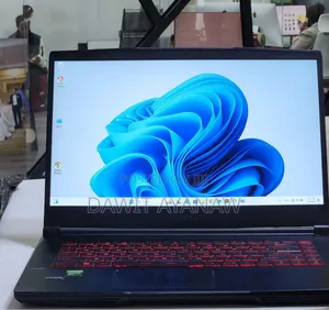 New Laptop MSI 16GB Intel Core I5 SSD 512GB
