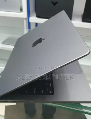 New Laptop Apple MacBook Pro M1 32GB Apple M1 SSD 512GB