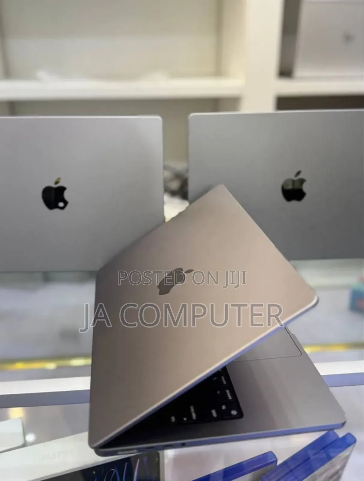 New Laptop Apple MacBook Pro 2021 M1 16GB Apple M1 Pro SSD 1T
