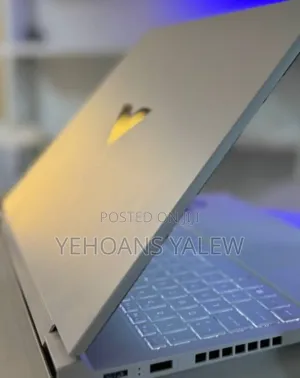 New Laptop HP Victus 16 16GB AMD Ryzen 7 SSD 1T