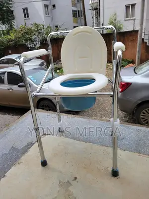 【3 in 1 Multifunction】Toilet Chair灾ظadjusted in 5 Steps Pot