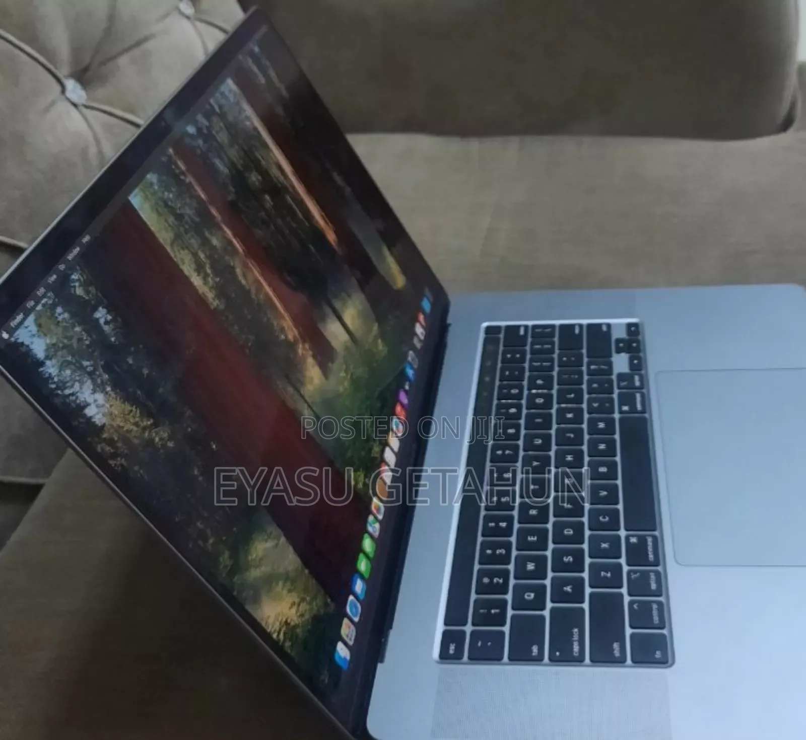 New Laptop Apple MacBook Pro 2019 32GB Intel Core I9 SSD 512GB