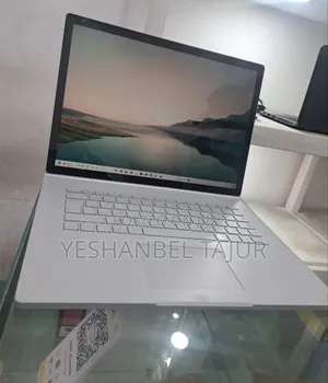 New Laptop Microsoft Surface Book 2 16GB Intel Core I7 SSD 256GB