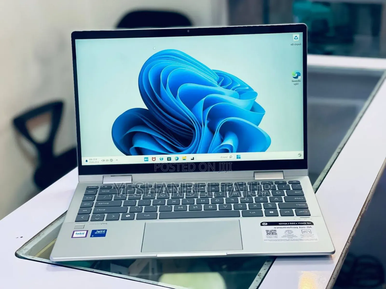 New Laptop HP Envy X360 8GB Intel Core I5 SSD 512GB