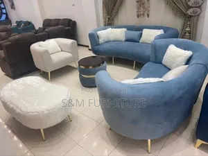 Sleek 8 Seater Sectional Sofa Set.