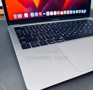 New Laptop Apple MacBook Pro 2017 8GB Apple M1 Pro SSD 256GB