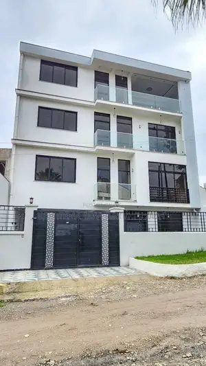 Furnished 8bdrm House in Cmc Area, Yeka for sale