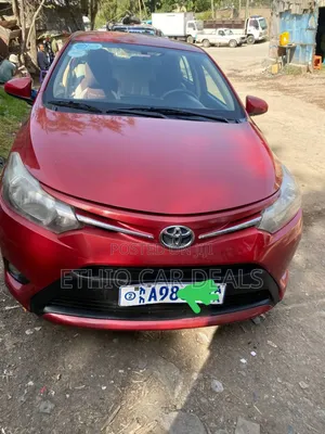 Toyota Yaris 2015 Red