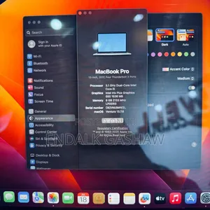 New Laptop Apple MacBook 2017 8GB Intel Core I5 SSD 256GB