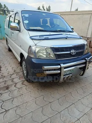 Toyota HiAce 2011 White