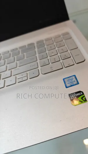 New Laptop HP Envy X360 8GB Intel Core I5 HDD 128GB