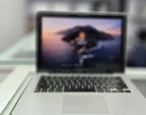 New Laptop Apple MacBook 2012 4GB Intel Core I5 SSD 256GB