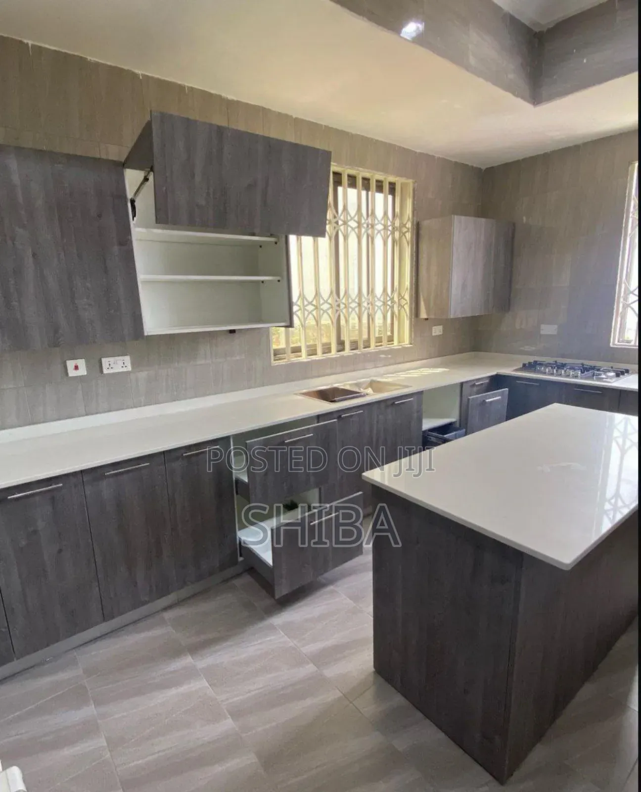 Kitchen Cabinet