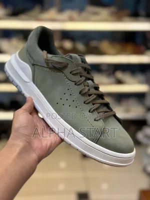 Clark's Tm Gray Lather Flat Made in Vietnam