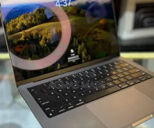 New Laptop Apple MacBook Pro M1 32GB Apple M1 Pro SSD 1T