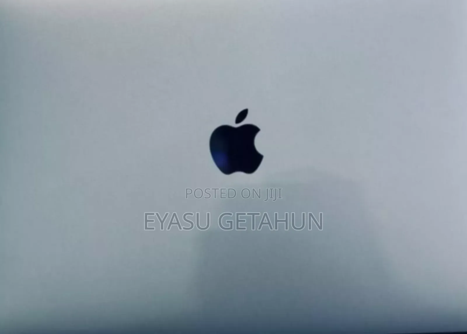New Laptop Apple MacBook Pro 2017 8GB Intel Core I5 SSD 256GB