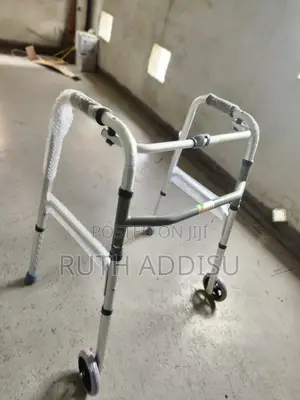 Foldable Walker盎蔽medical Walker惰你walker死後medical Walker New