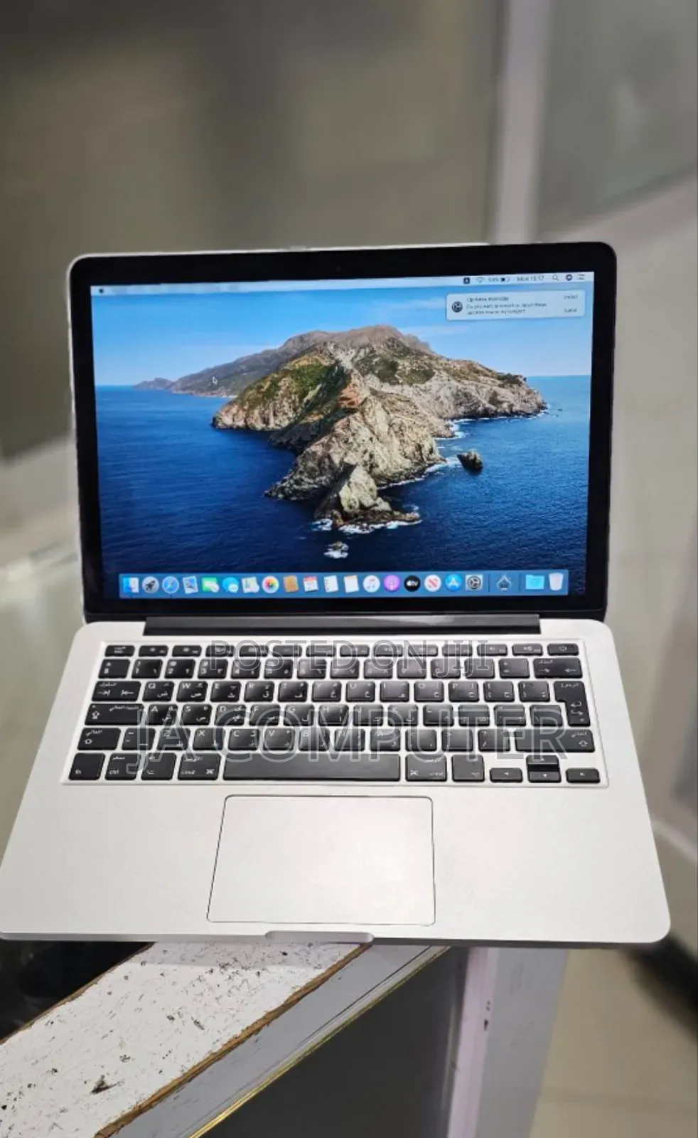 New Laptop Apple MacBook Pro 2015 8GB Intel Core I5 SSD 256GB