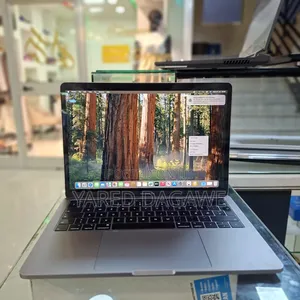 New Laptop Apple MacBook Pro 2019 8GB Intel Core I5 SSD 256GB