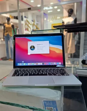 New Laptop Apple MacBook Pro 2019 8GB Intel Core I5 SSD 256GB
